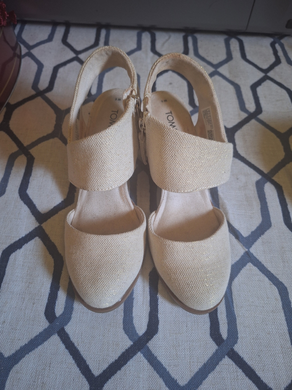 TOMS Women's Champagne Closed-Toe Slingback Heels